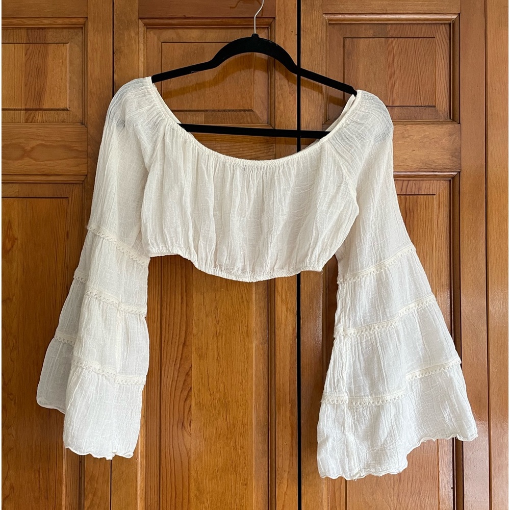 Candie’s 90’s Boho Wide Sleeve Crop Top - Picture 6 of 7